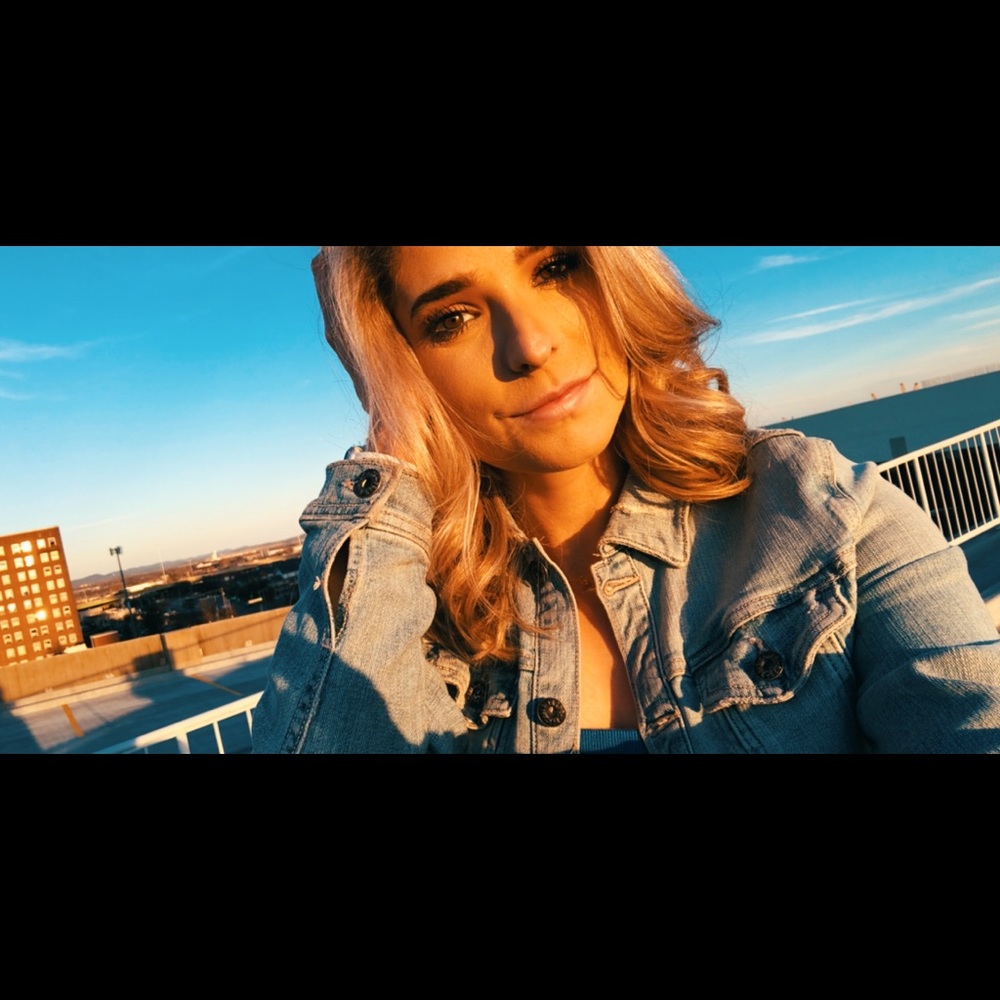 Meet your Posher, Julianne